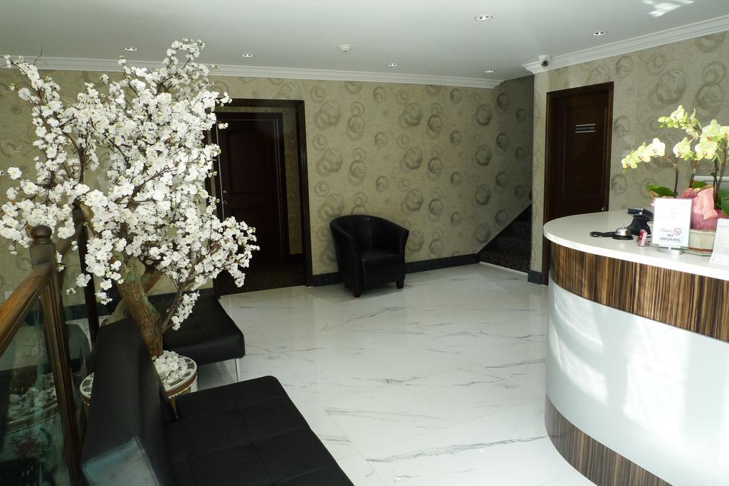 The Deluxe Hotel Vancouver Dış mekan fotoğraf